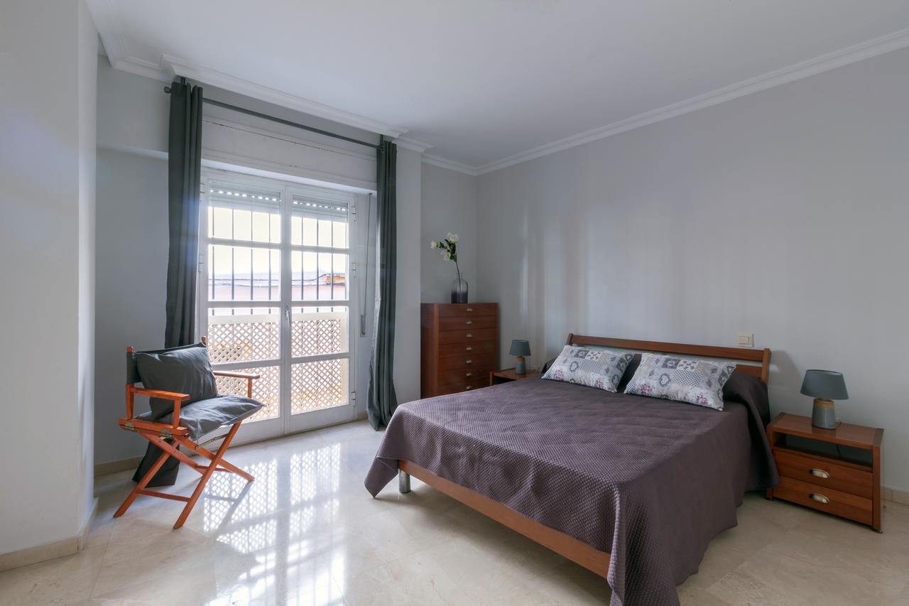 Appartement Aparbel Torneo Isla Magica à Séville Extérieur photo